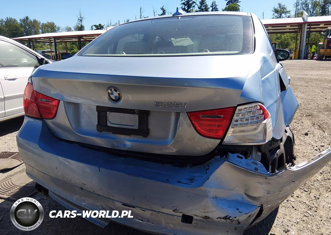 2011 BMW 328I xDrive VIN:WBAPK5G50BNN25053 - 16