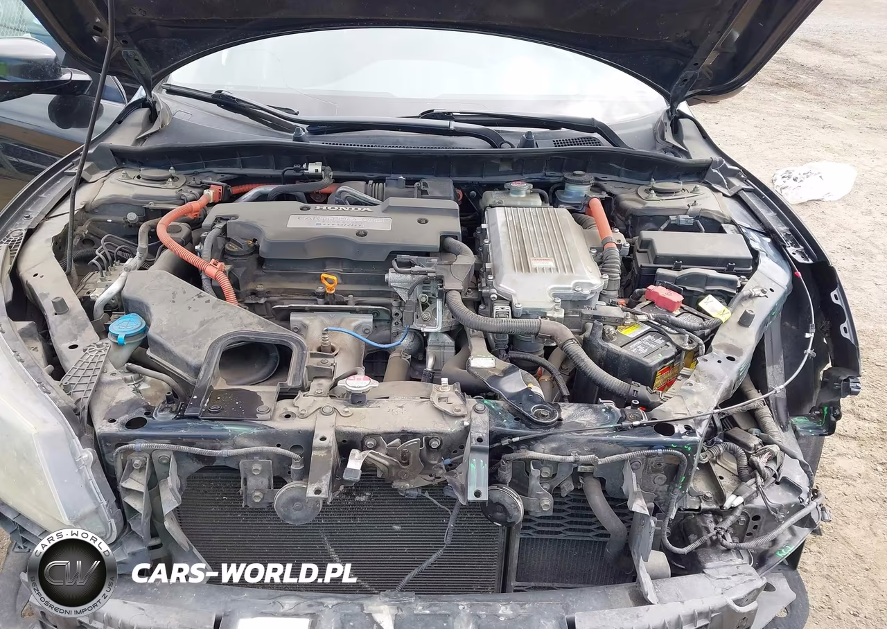 2015 Honda Accord Hybrid VIN:1HGCR6F36FA001956 - 10