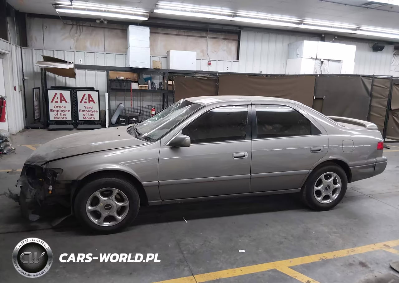 2001 Toyota Camry Le VIN:4T1BG22K11U065282 - 15