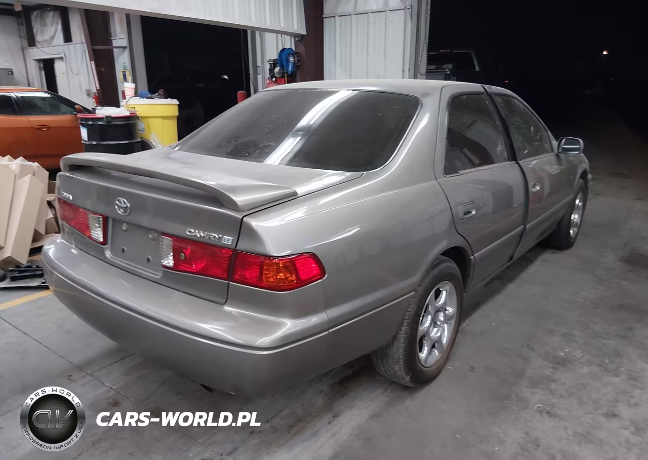 2001 Toyota Camry Le VIN:4T1BG22K11U065282 - 4