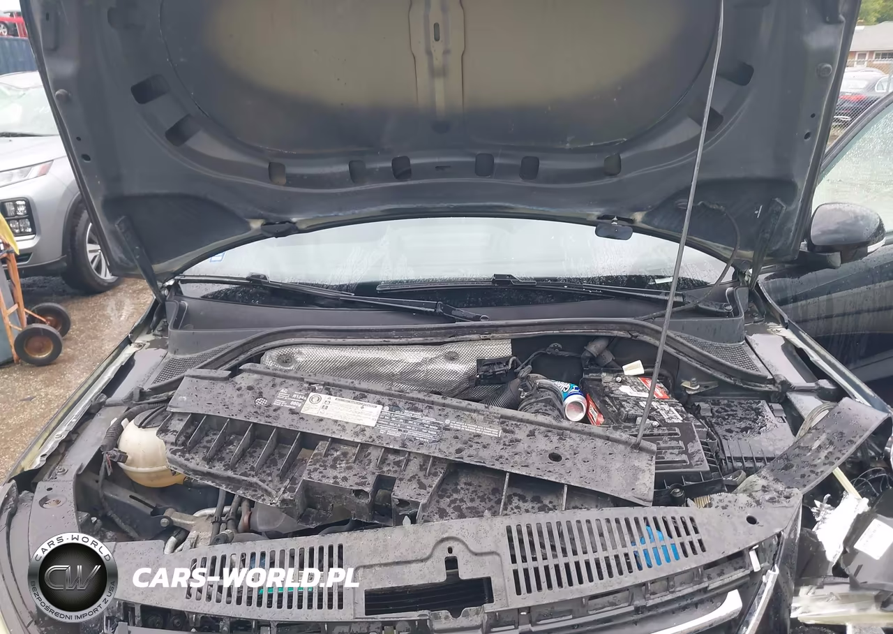 2011 Volkswagen Tiguan S VIN:WVGBV7AX6BW506605 - 10