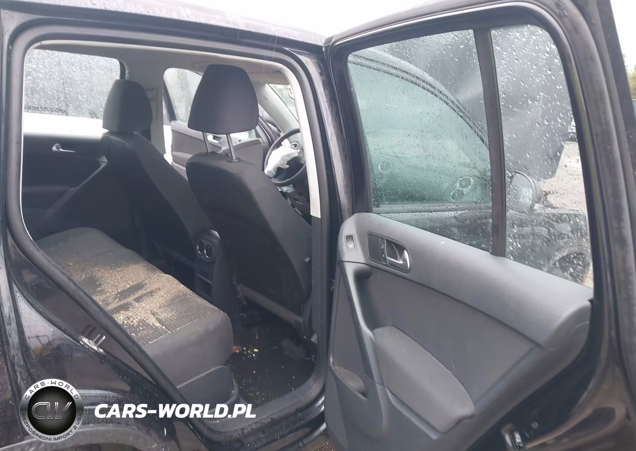 2011 Volkswagen Tiguan S VIN:WVGBV7AX6BW506605 - 8