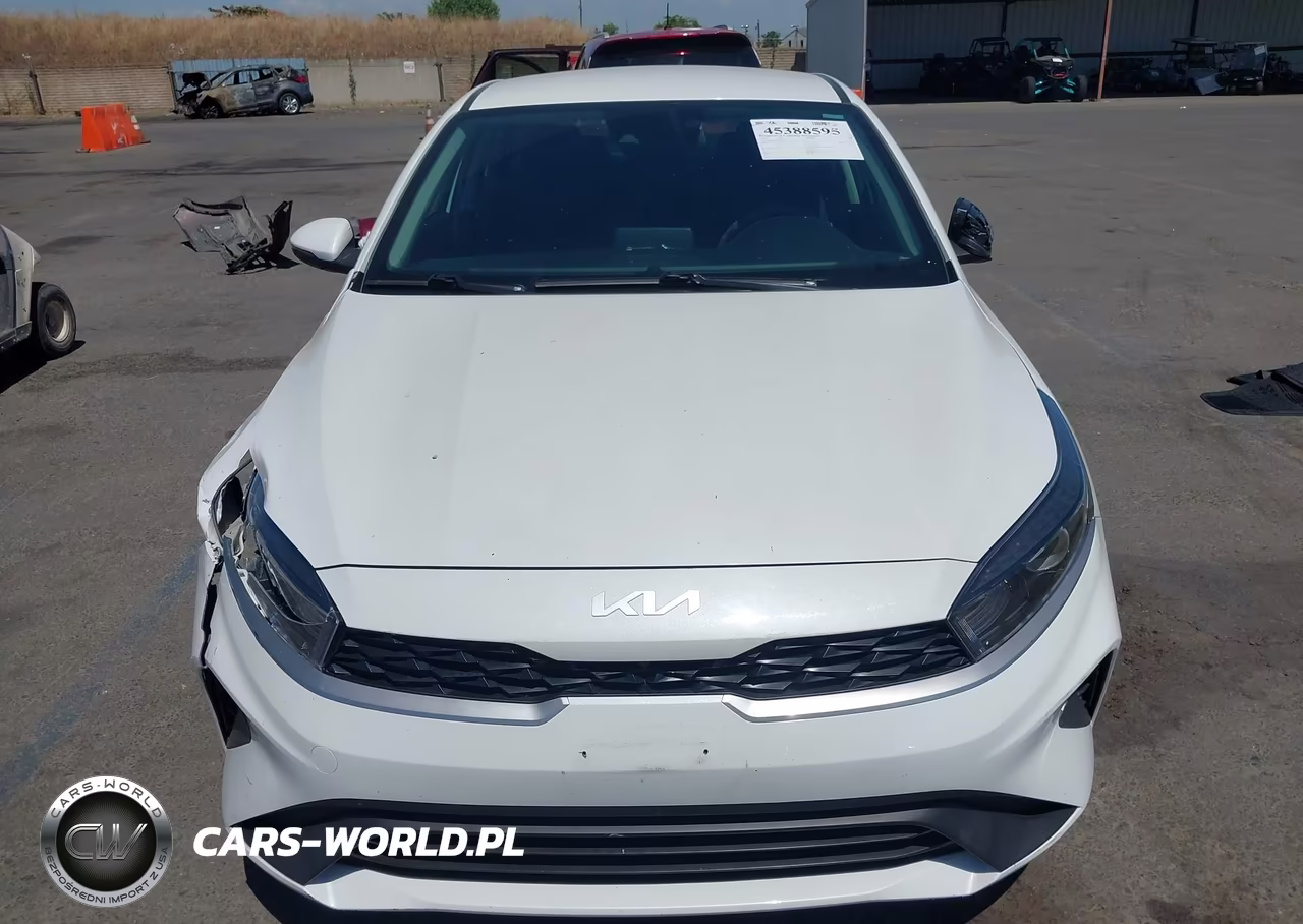 2024 Kia Forte Lxs VIN:3KPF24AD2RE702032 - 12