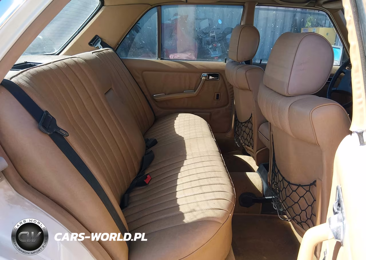 1984 Mercedes-Benz 300 Dt VIN:WDBAB33A4EA161858 - 8