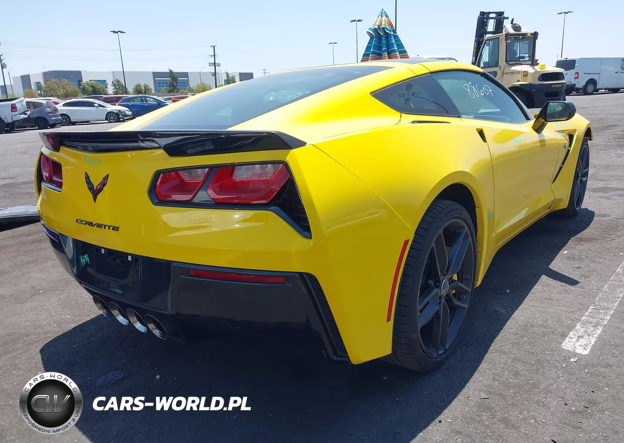 2015 Chevrolet Corvette Stingray Z51 VIN:1G1YM2D79F5108079 - 4