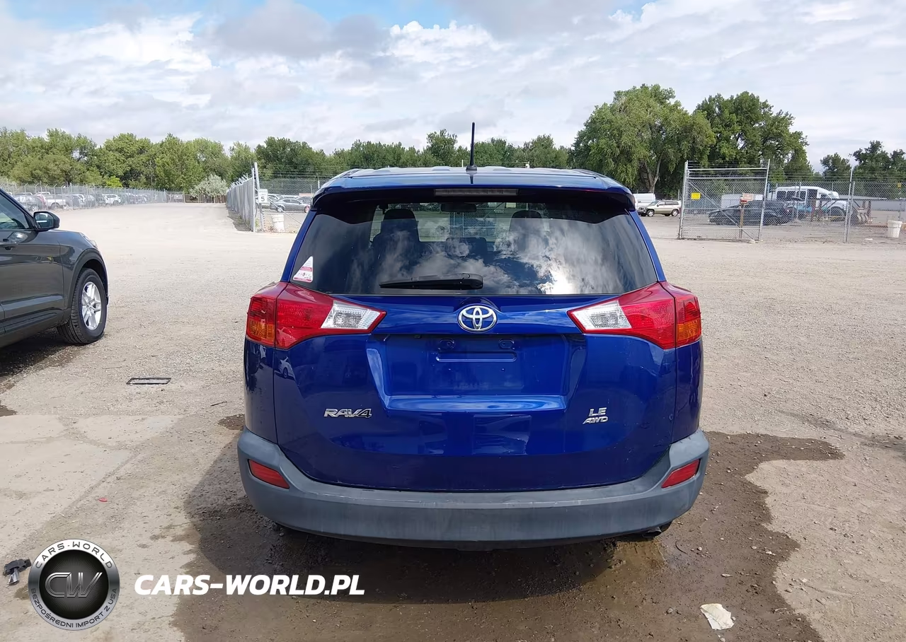 2015 Toyota Rav4 Le VIN:2T3BFREV6FW387464 - 16