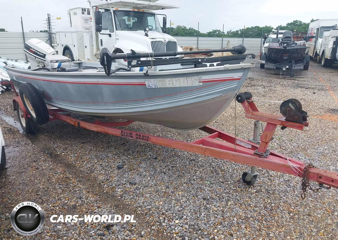 1994 Alumacraft Boat