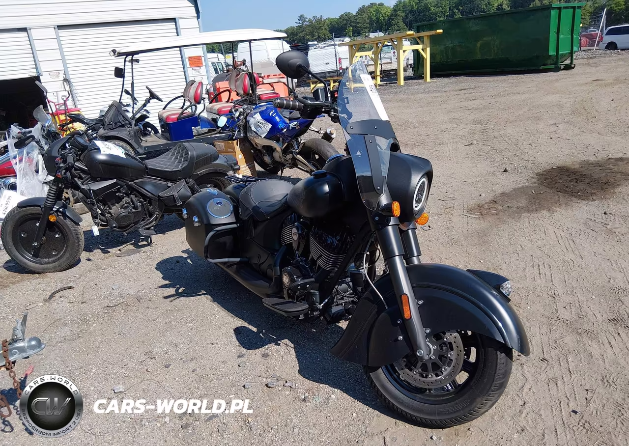 2019 Indian Motorcycle Co. Chief Dark Horse – zdjęcie 1 z 12