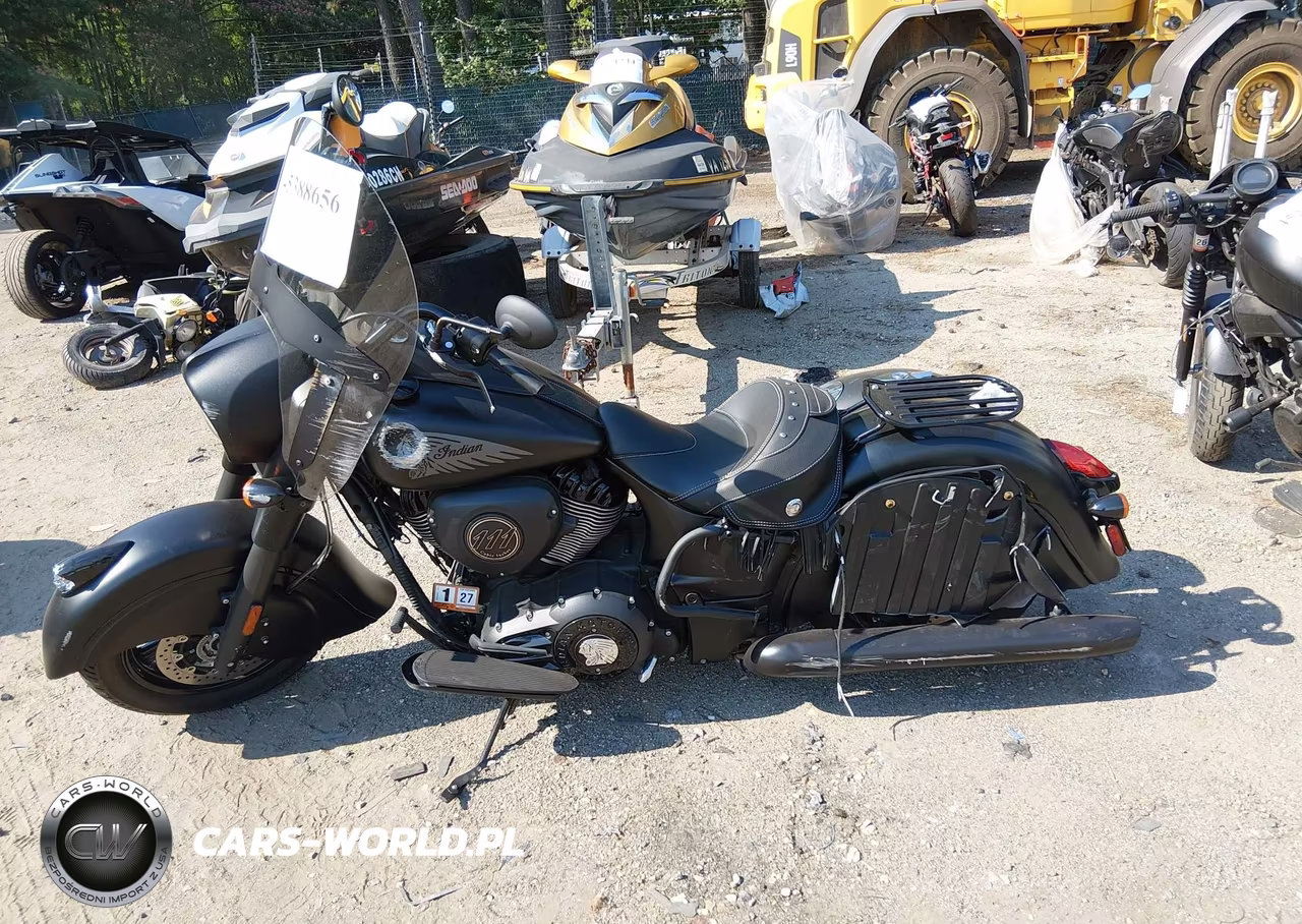 2019 Indian Motorcycle Co. Chief Dark Horse VIN:56KCCDAA9K3375464 - 12