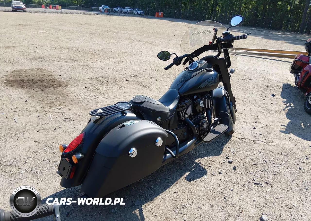 2019 Indian Motorcycle Co. Chief Dark Horse VIN:56KCCDAA9K3375464 - 4