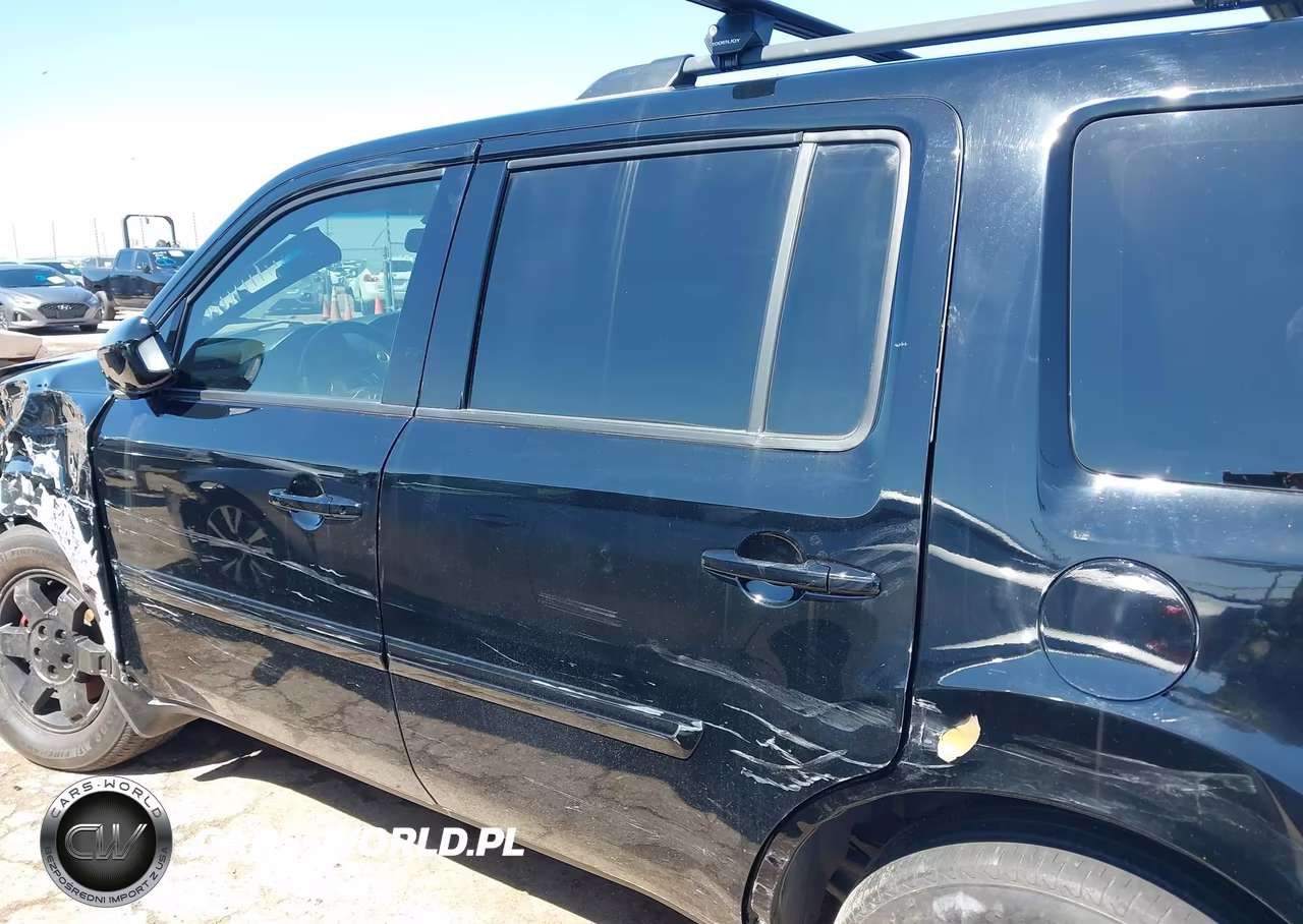 2011 Honda Pilot Touring VIN:5FNYF4H96BB088410 - 13