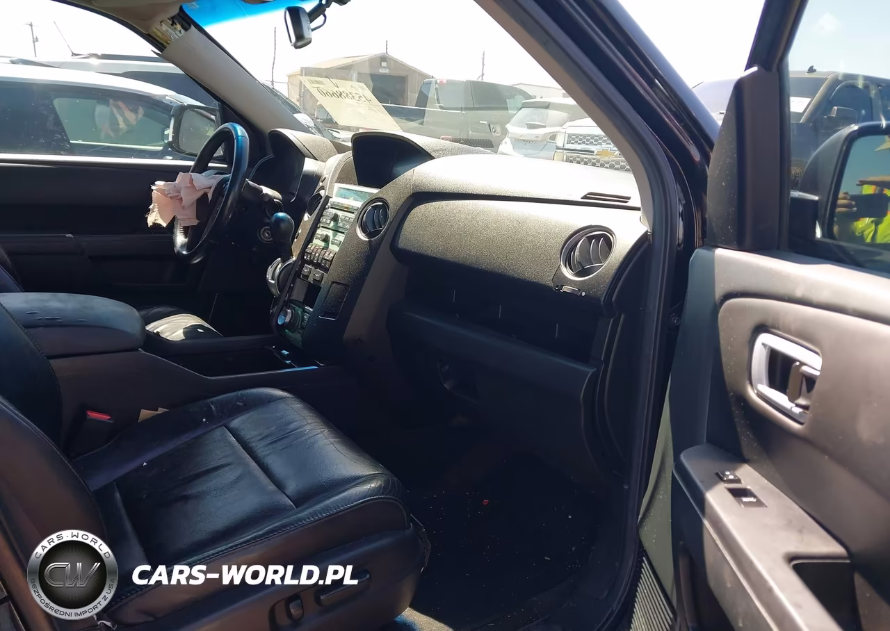 2011 Honda Pilot Touring VIN:5FNYF4H96BB088410 - 5