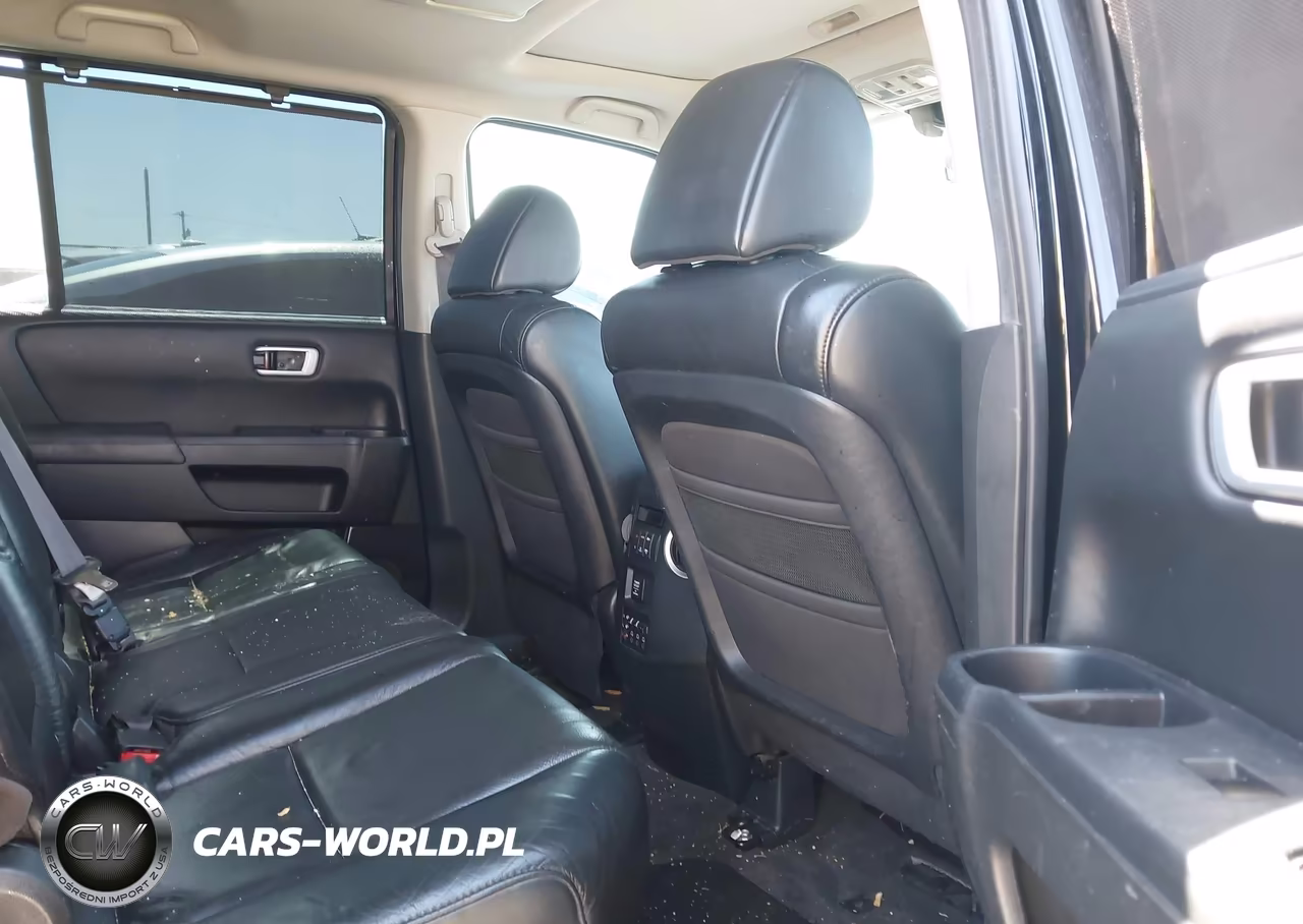 2011 Honda Pilot Touring VIN:5FNYF4H96BB088410 - 8