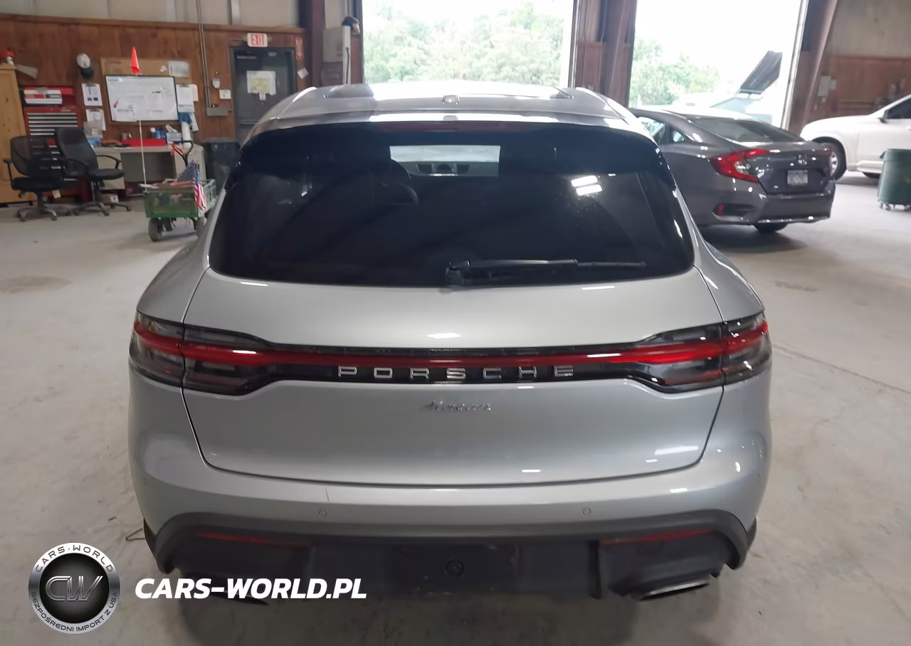 2024 Porsche Macan T VIN:WP1AA2A5XRLB12922 - 16