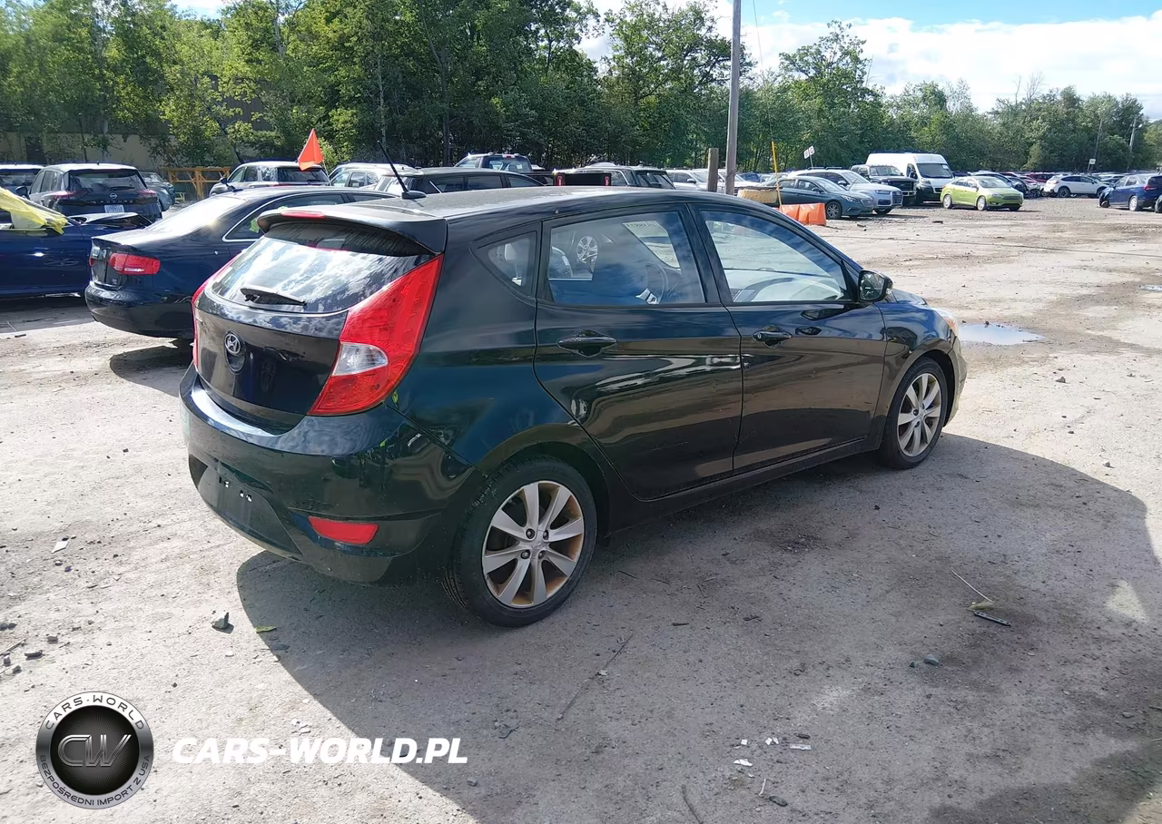 2014 Hyundai Accent Se VIN:KMHCU5AE0EU175272 - 4
