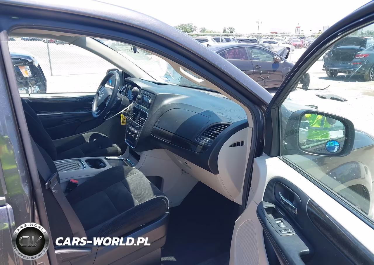 2016 Dodge Grand Caravan Sxt VIN:2C4RDGCG5GR388081 - 5