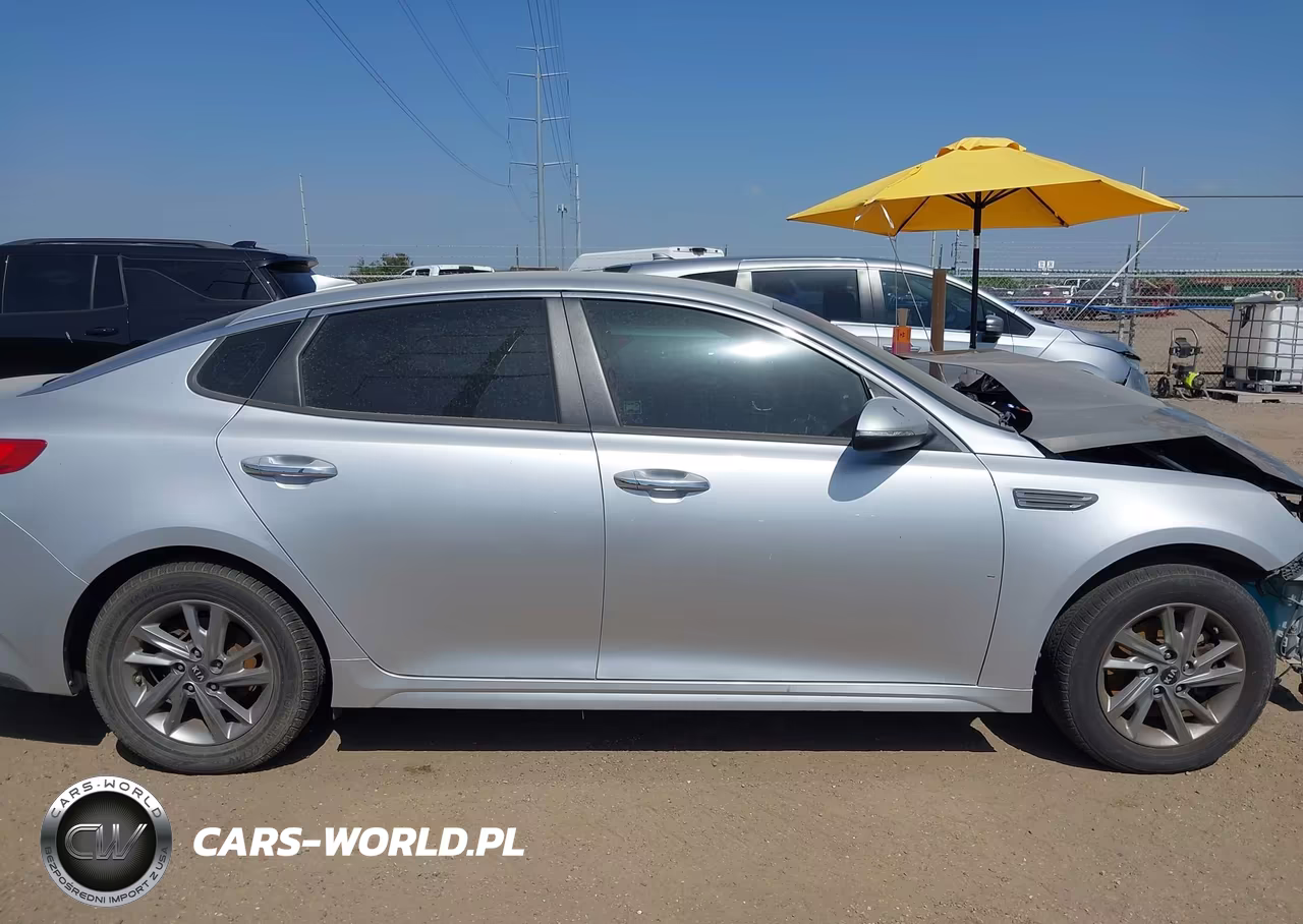 2019 Kia Optima Lx VIN:5XXGT4L33KG301401 - 14