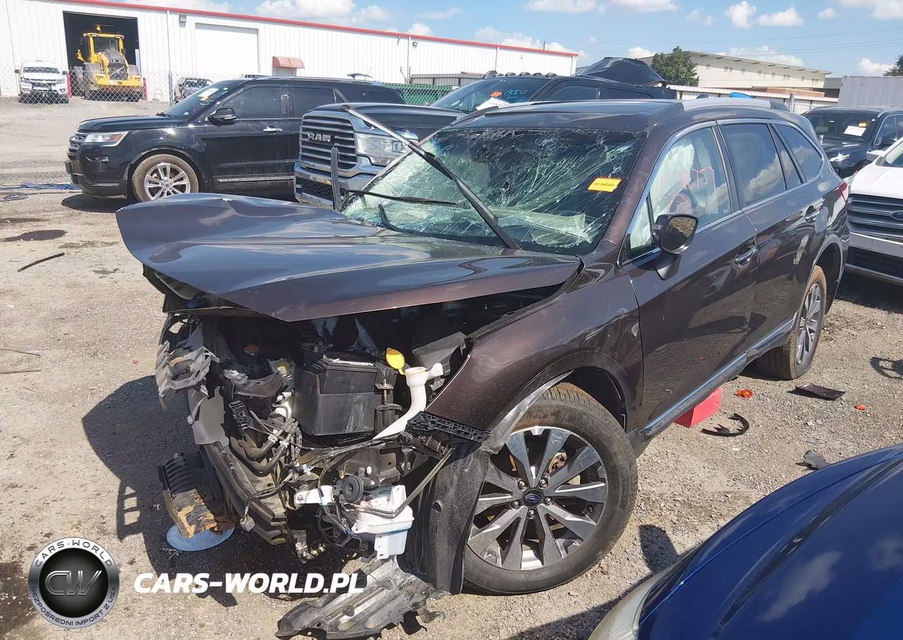 2019 Subaru Outback 3.6R Touring VIN:4S4BSETC1K3254738 - 2