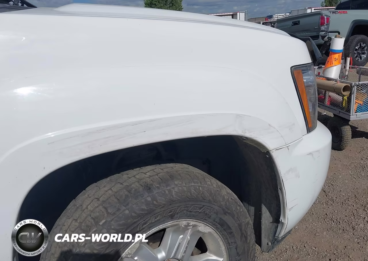 2013 Chevrolet Tahoe Lt VIN:1GNSKBE00DR136628 - 6