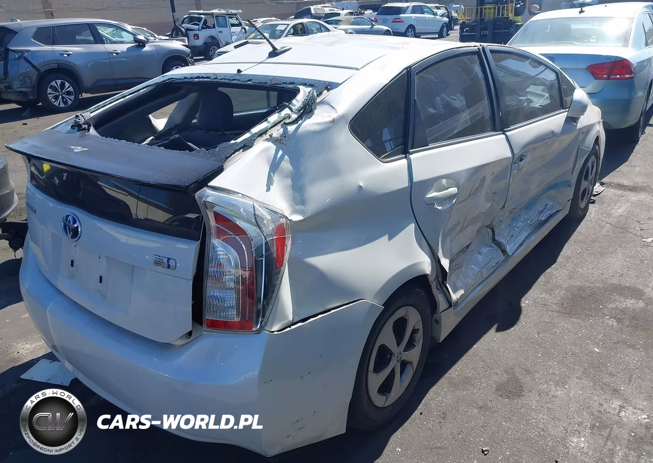 2012 Toyota Prius Three VIN:JTDKN3DU8C5430505 - 16
