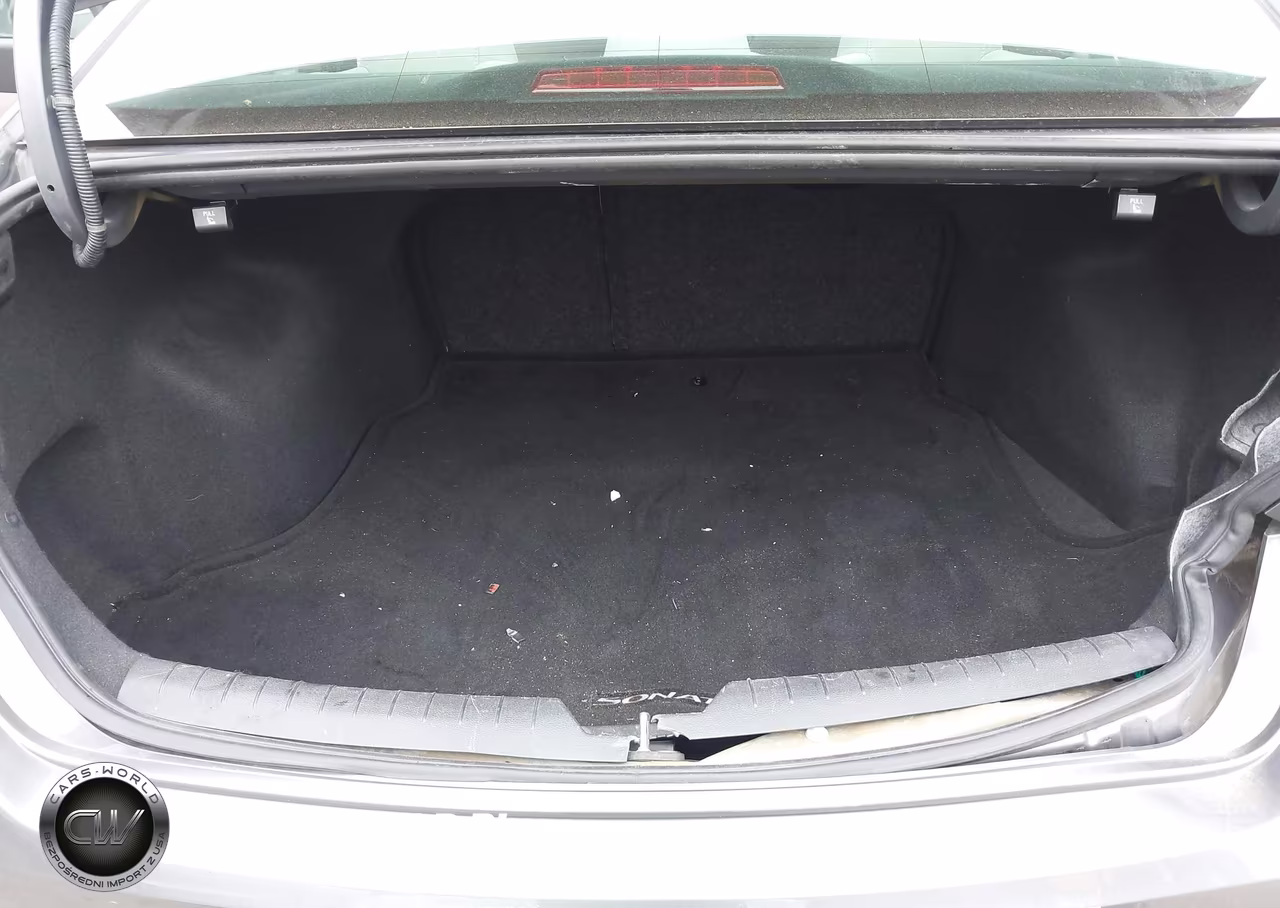 2019 Hyundai Sonata Se VIN:5NPE24AF4KH793111 - 17