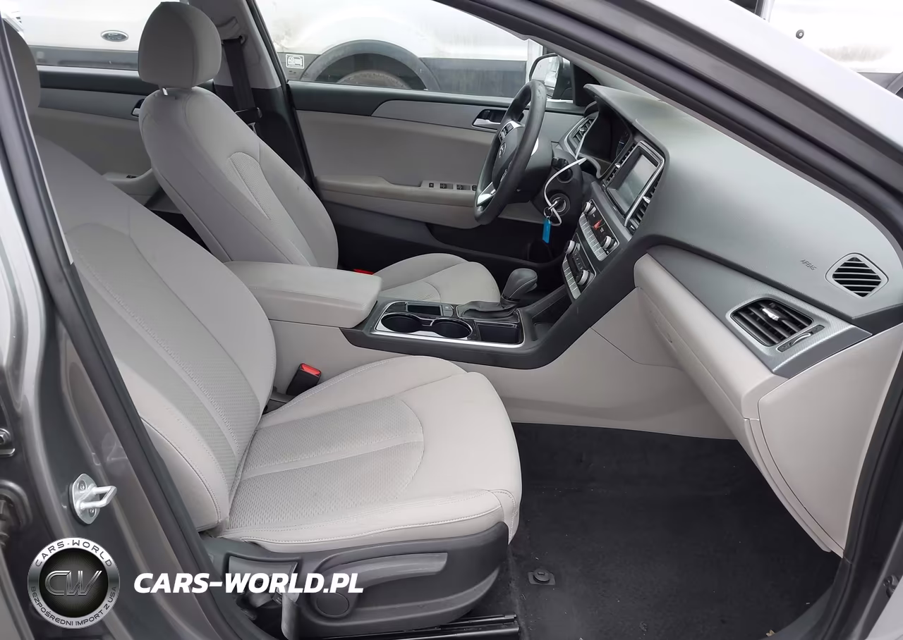 2019 Hyundai Sonata Se VIN:5NPE24AF4KH793111 - 5