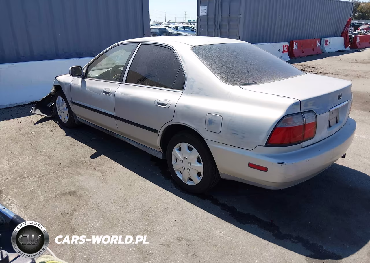 1996 Honda Accord Lx-Ex VIN:1HGCD5633TA214366 - 3