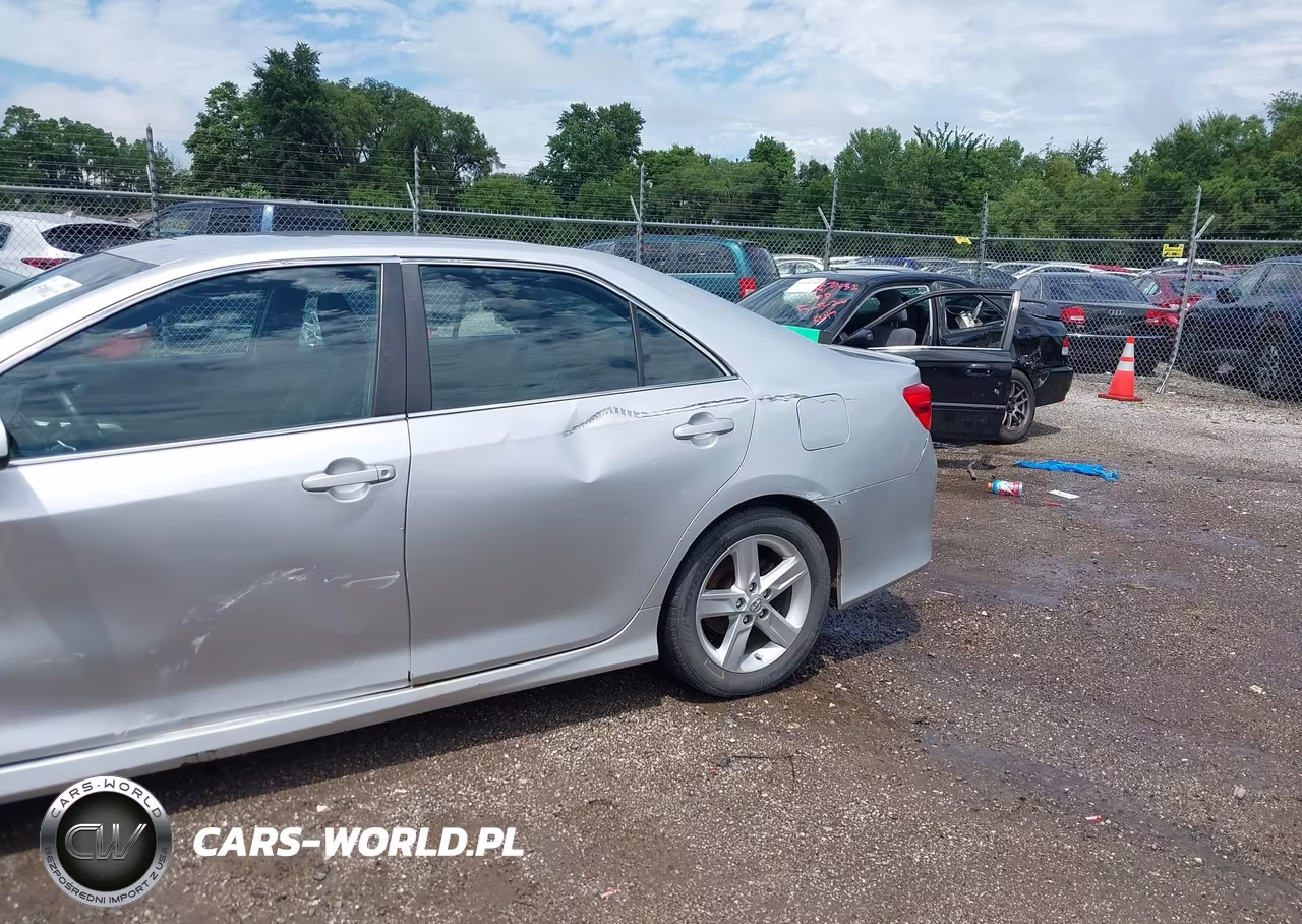 2013 Toyota Camry Se VIN:4T1BF1FK3DU238943 - 12