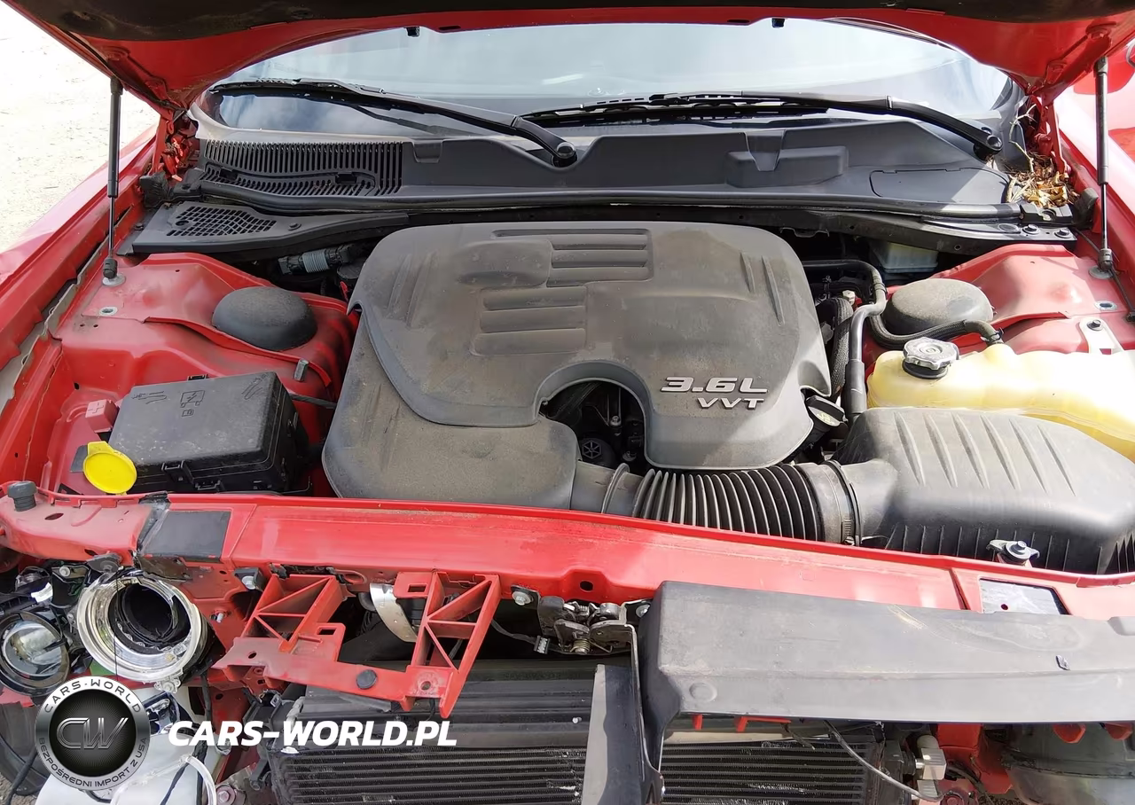 2018 Dodge Challenger Sxt VIN:2C3CDZAG7JH334707 - 10