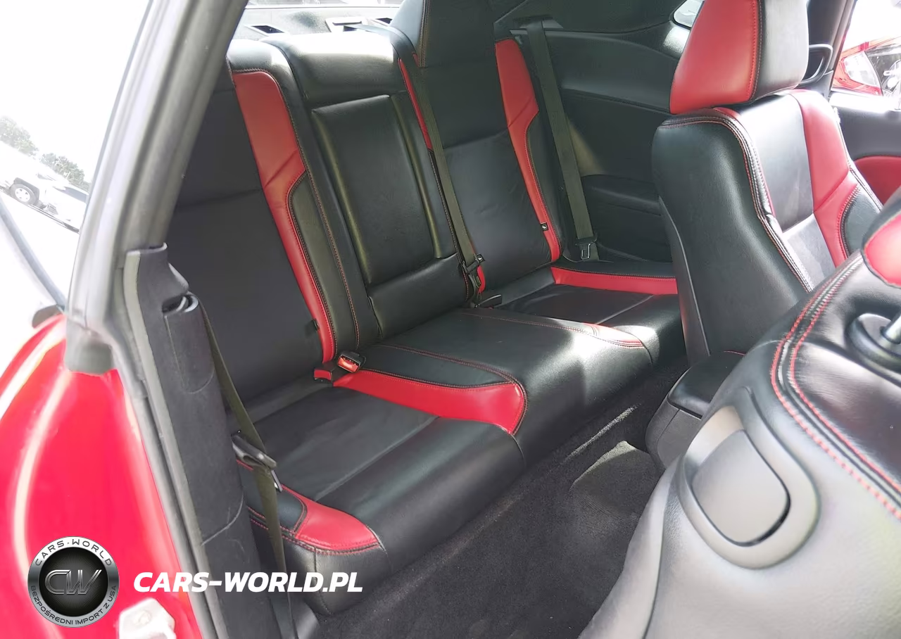 2018 Dodge Challenger Sxt VIN:2C3CDZAG7JH334707 - 8