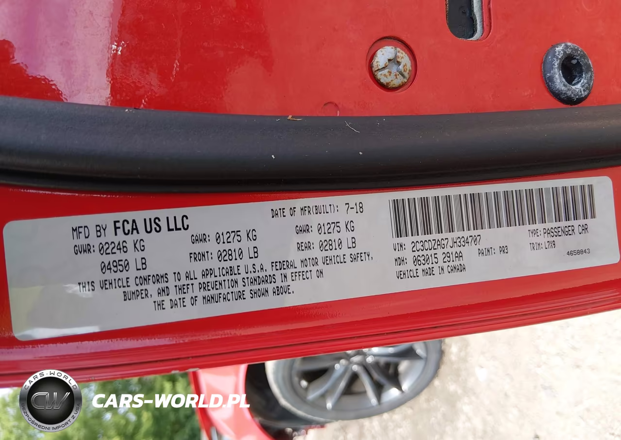 2018 Dodge Challenger Sxt VIN:2C3CDZAG7JH334707 - 9