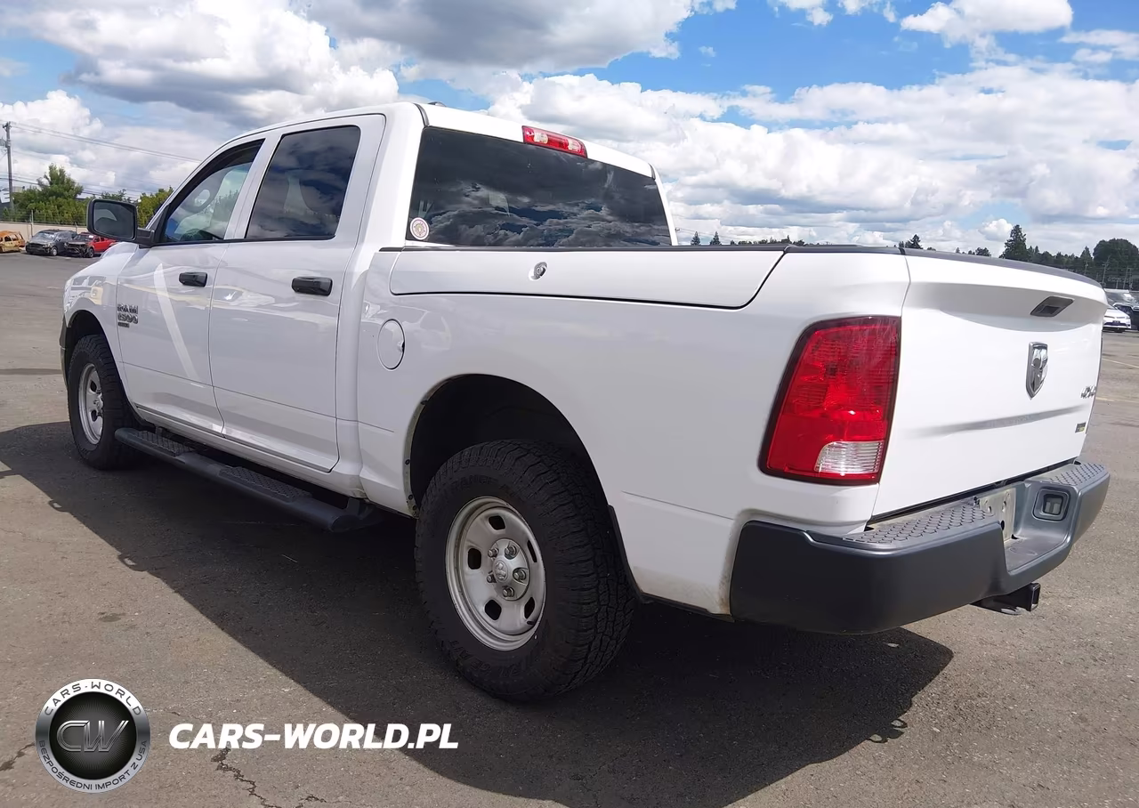 2019 Ram 1500 Classic Tradesman 4X4 5'7 Box VIN:1C6RR7KG7KS651513 - 3