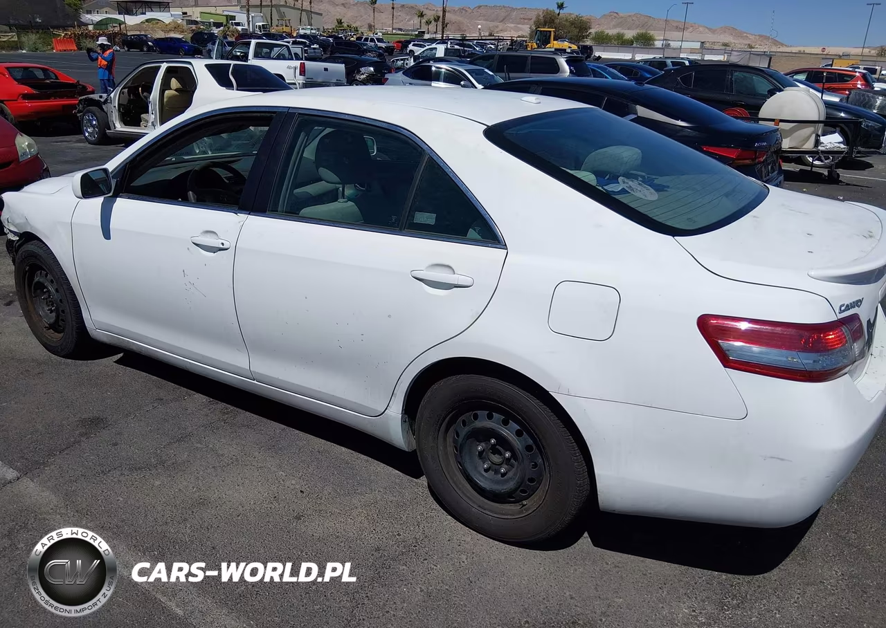 2011 Toyota Camry Le VIN:4T4BF3EK4BR209984 - 3
