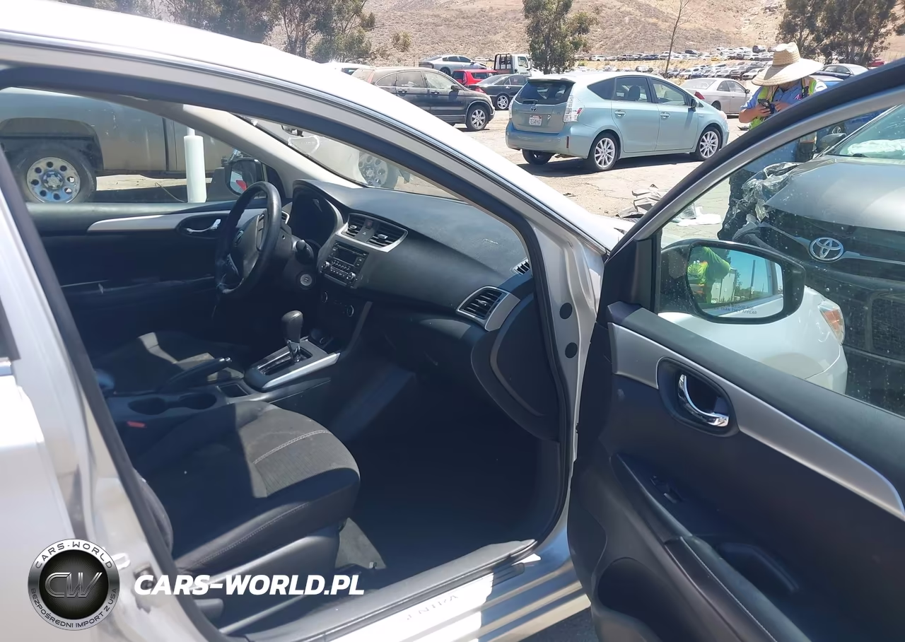 2017 Nissan Sentra S VIN:3N1AB7AP8HY287496 - 5