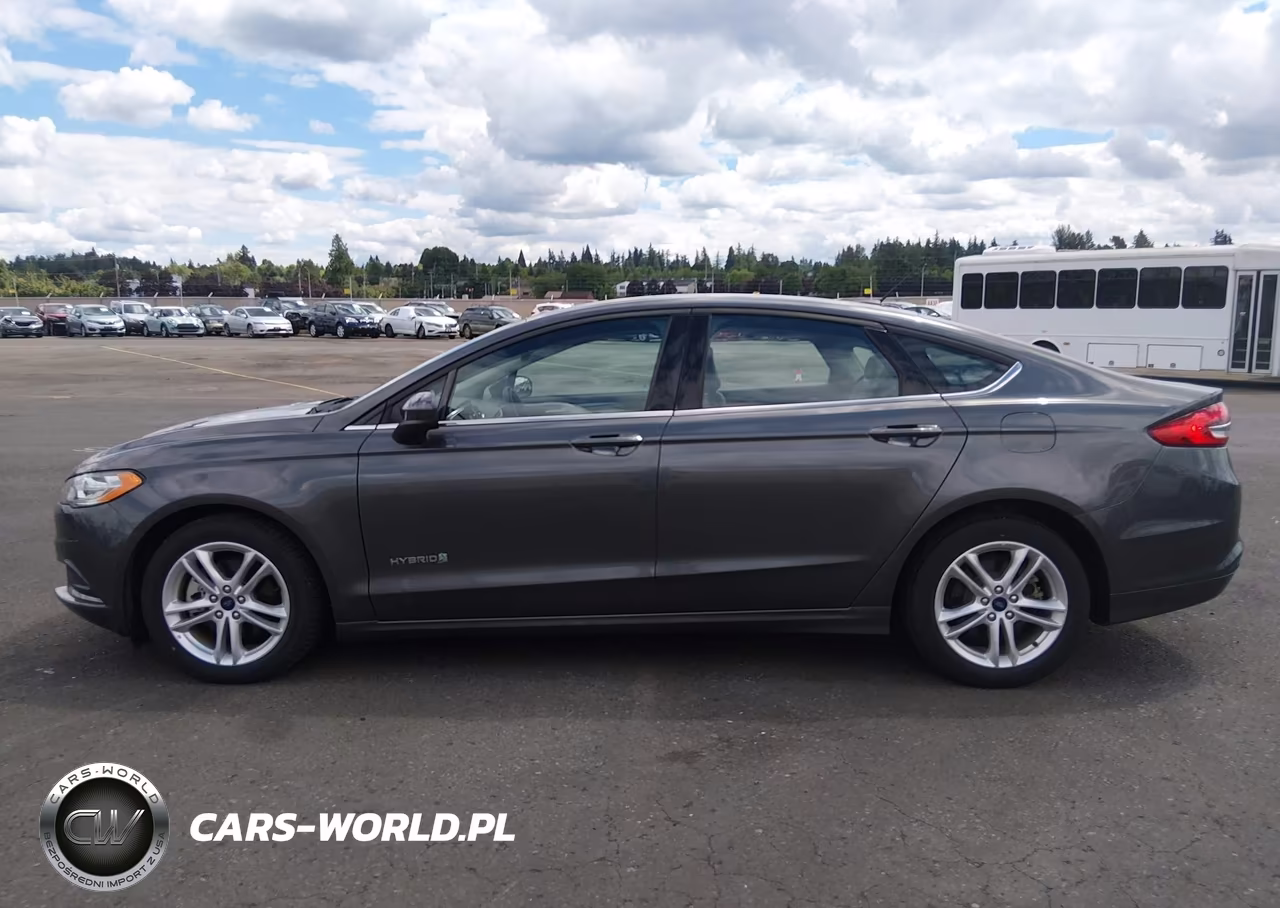 2018 Ford Fusion Hybrid S VIN:3FA6P0UUXJR279029 - 13