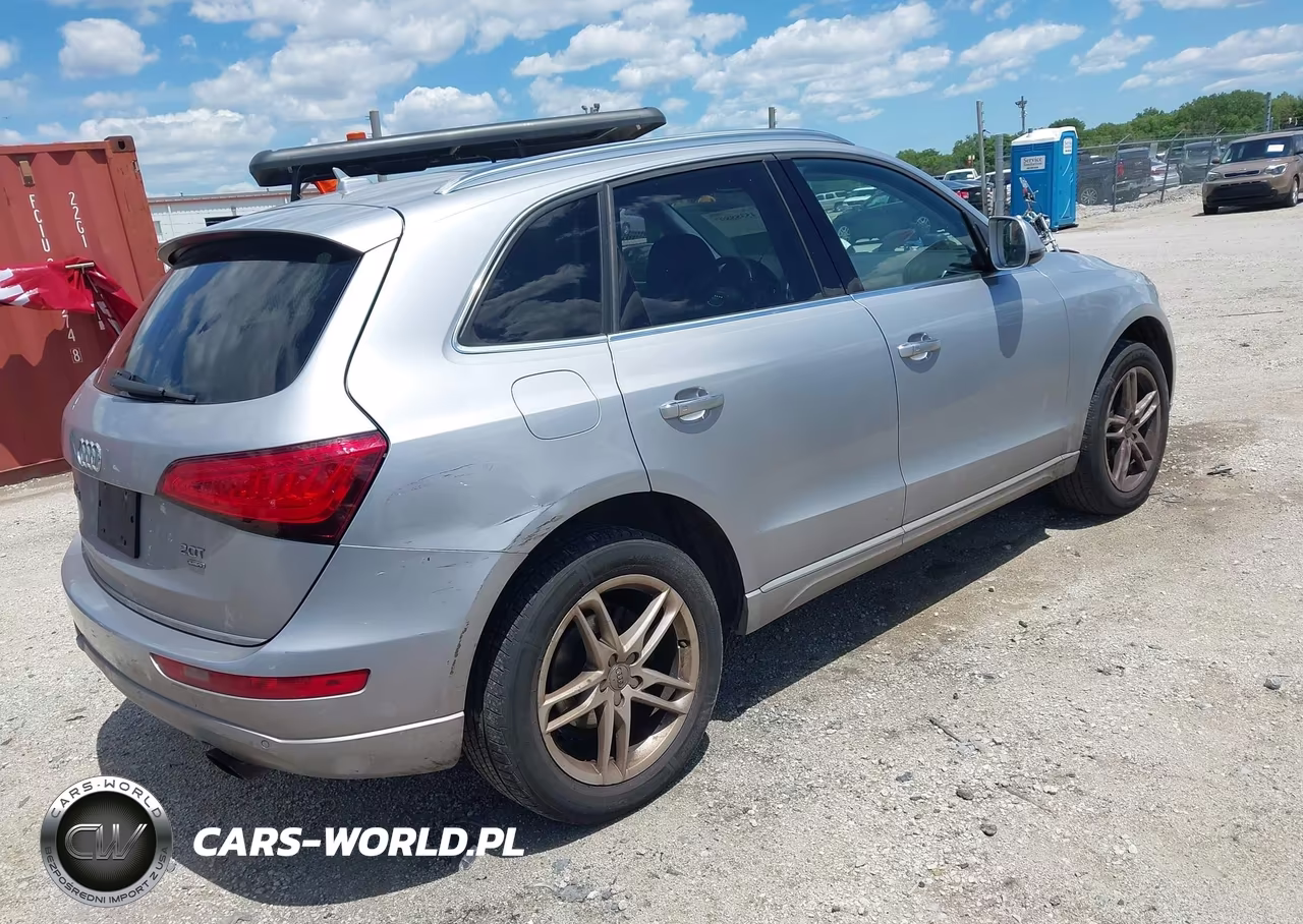 2015 Audi Q5 2.0T Premium VIN:WA1LFAFP5FA008582 - 4