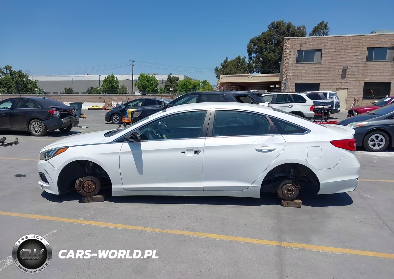2016 Hyundai Sonata Se VIN:5NPE24AF9GH316729 - 14