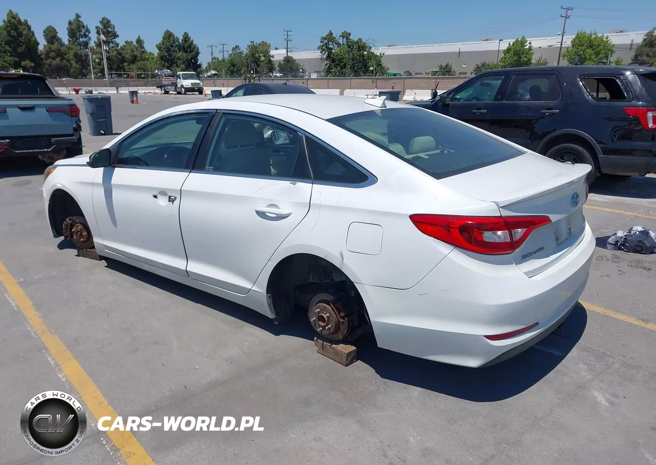2016 Hyundai Sonata Se VIN:5NPE24AF9GH316729 - 3