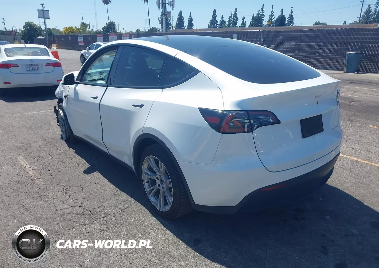 2023 Tesla Model Y Awd-Long Range Dual Motor All-Wheel Drive VIN:7SAYGDEE9PF797597 - 3