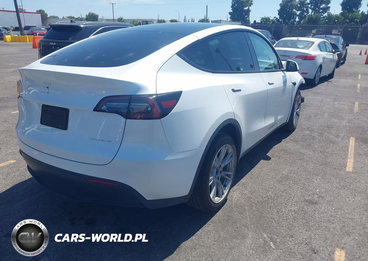 2023 Tesla Model Y Awd-Long Range Dual Motor All-Wheel Drive VIN:7SAYGDEE9PF797597 - 4
