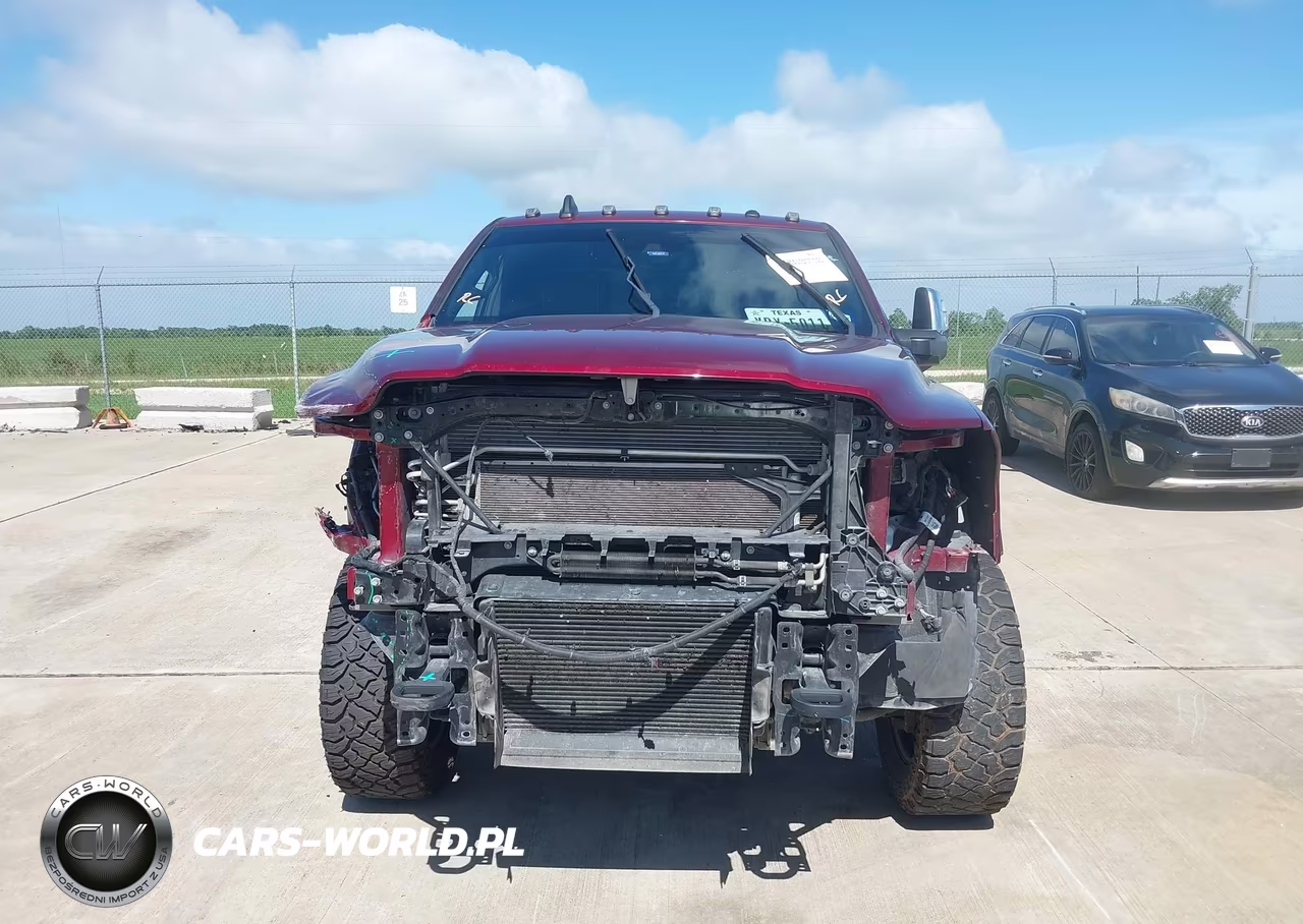 2024 Ram 3500 Limited 4X4 8' Box VIN:3C63RRRL7RG166472 - 12