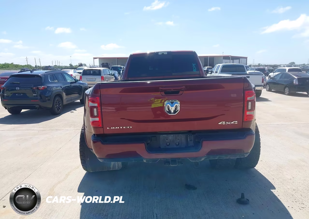 2024 Ram 3500 Limited 4X4 8' Box VIN:3C63RRRL7RG166472 - 15