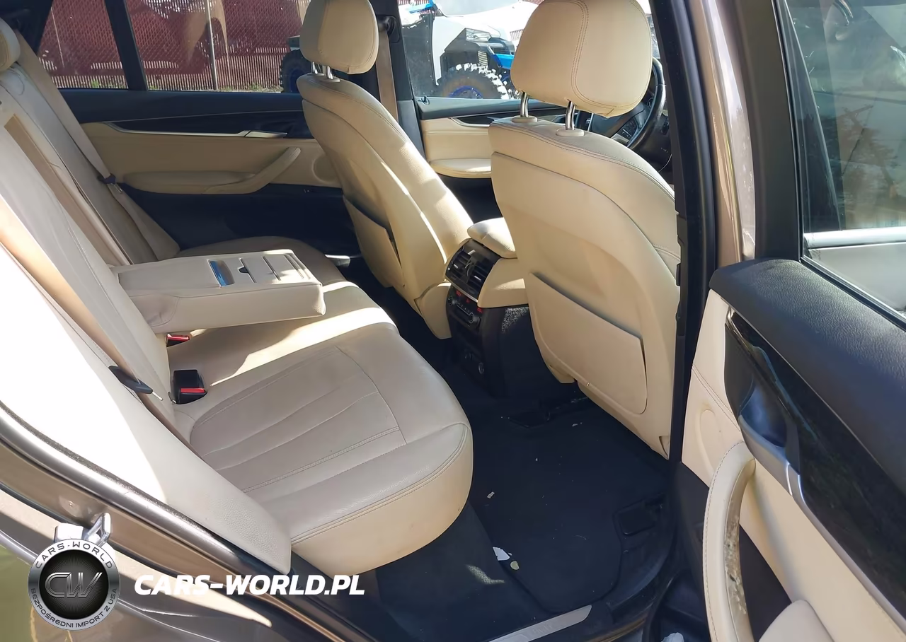2018 BMW X5 xDrive35I VIN:5UXKR0C55J0X88604 - 8