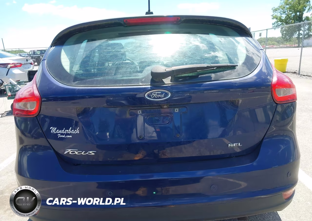 2017 Ford Focus Sel VIN:1FADP3M27HL311628 - 16