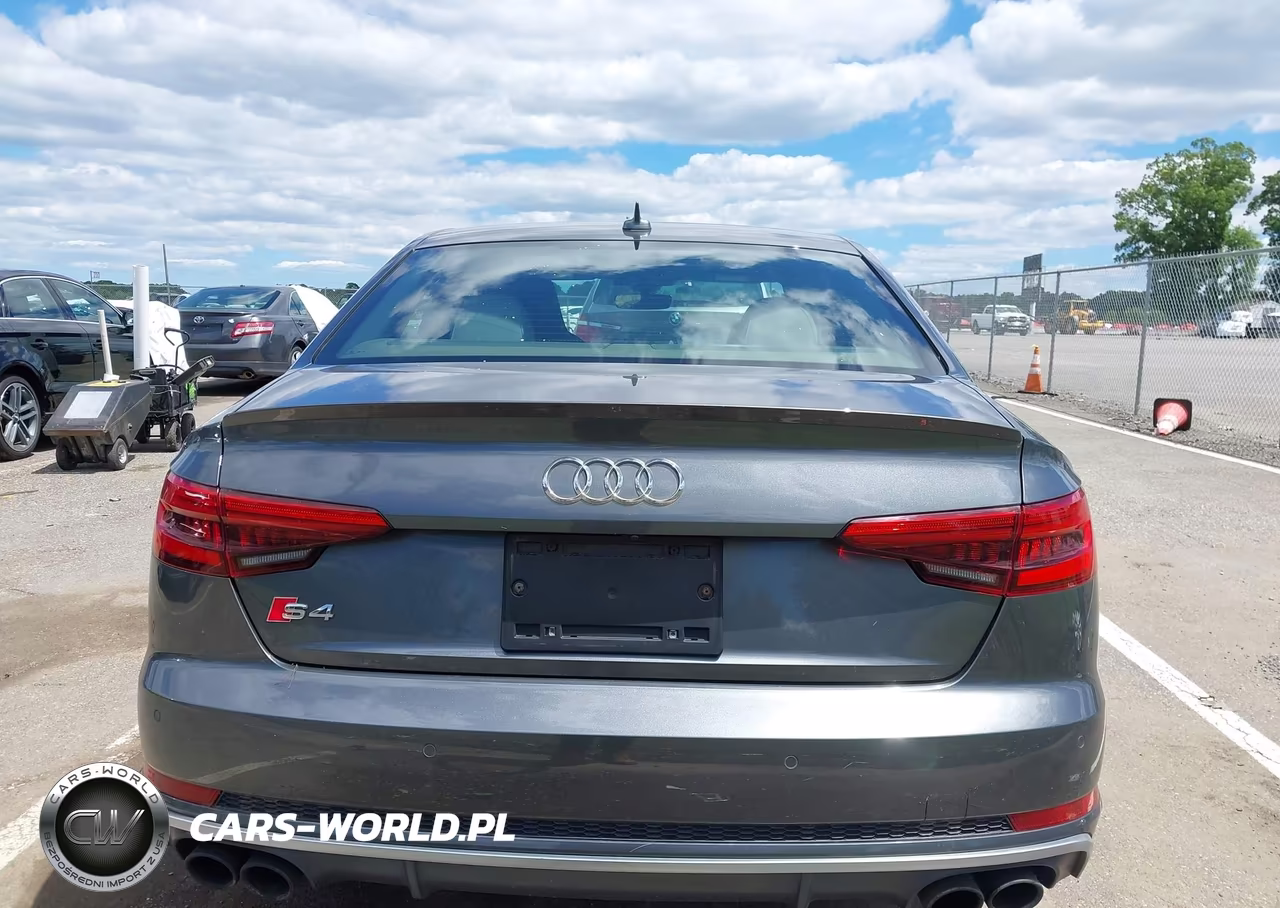 2018 Audi S4 3.0T Premium Plus VIN:WAUC4BF42JA003837 - 16