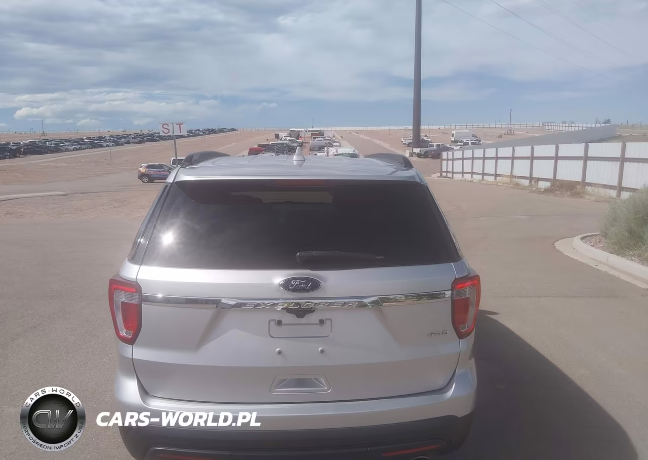 2017 Ford Explorer VIN:1FM5K8B85HGA18395 - 21