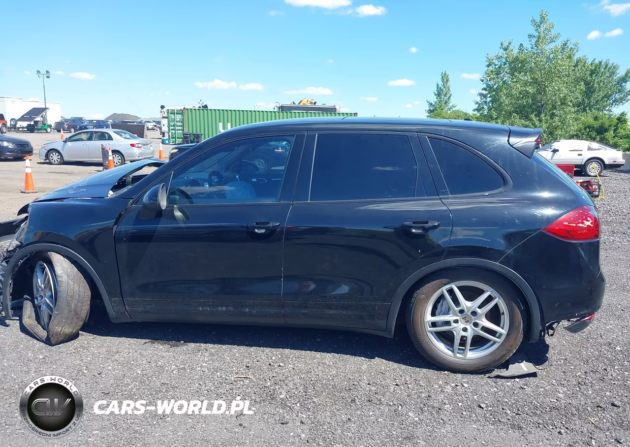 2013 Porsche Cayenne S VIN:WP1AB2A2XDLA80758 - 13