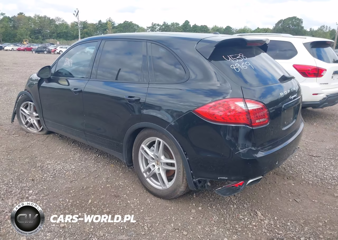 2013 Porsche Cayenne S VIN:WP1AB2A2XDLA80758 - 3