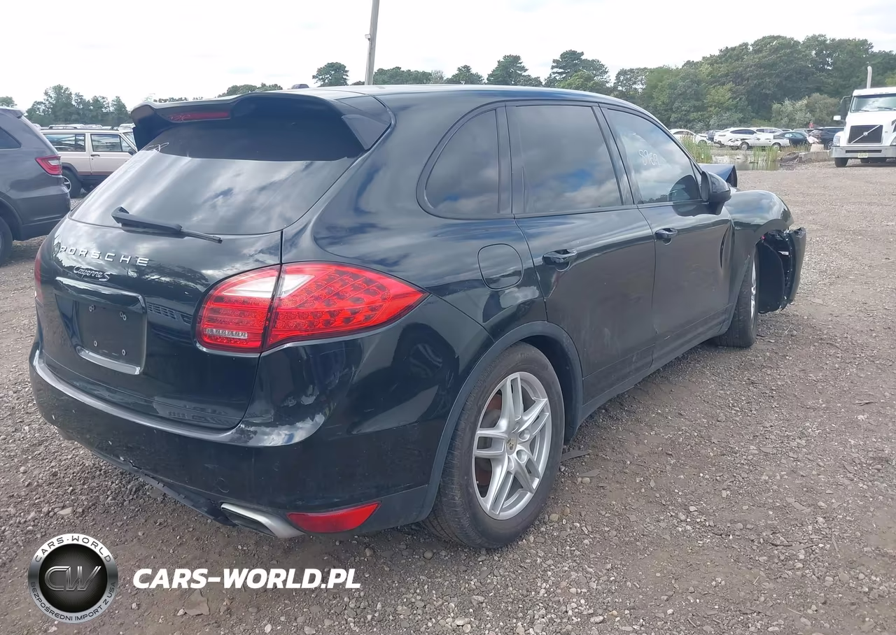 2013 Porsche Cayenne S VIN:WP1AB2A2XDLA80758 - 4