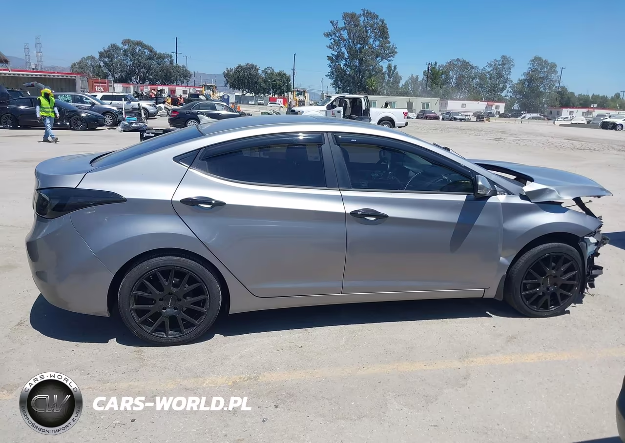 2013 Hyundai Elantra Limited VIN:KMHDH4AE6DU502324 - 13